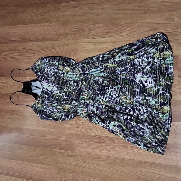 Lululemon City Summer Dress Floral Sport Size 4 - Picture 5 of 7